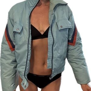 Light Blue Women's Ski Puffer Jacket with Contrast Sleeve Chevron